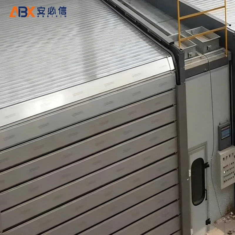 阿勒泰雷达高速门